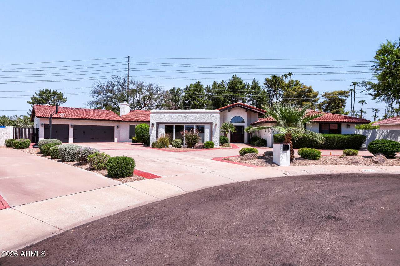 5344 Shaw Butte Drive - Photo 1