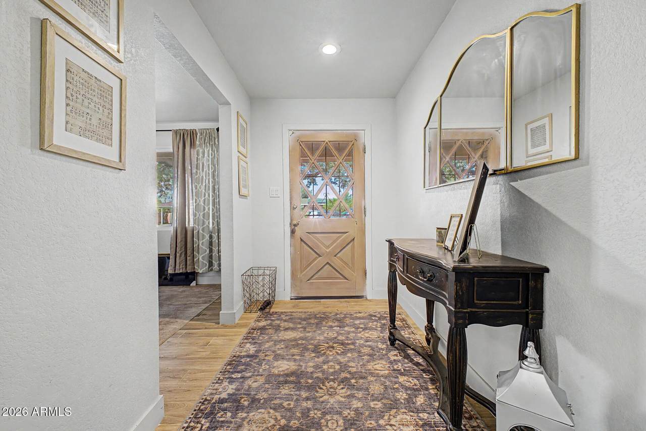 399 Apache Drive - Photo 1