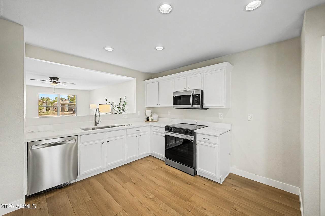 637 Kingman Loop - Photo 1