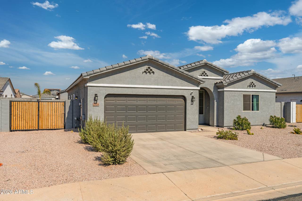 2524 Pony Lane - Photo 1