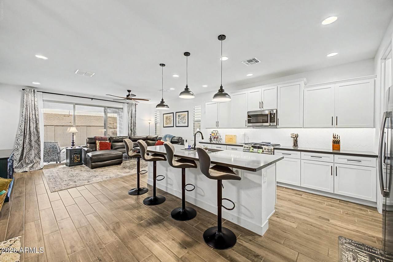 18123 Hiddenview Drive - Photo 1
