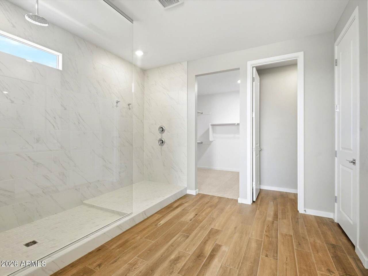8083 184TH Avenue - Photo 1
