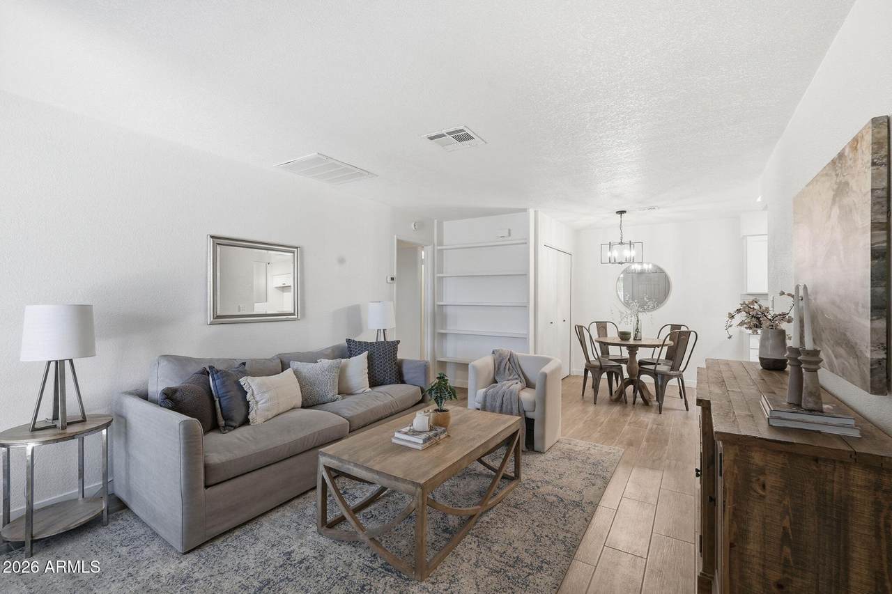 25 Cottonwood Street - Photo 1