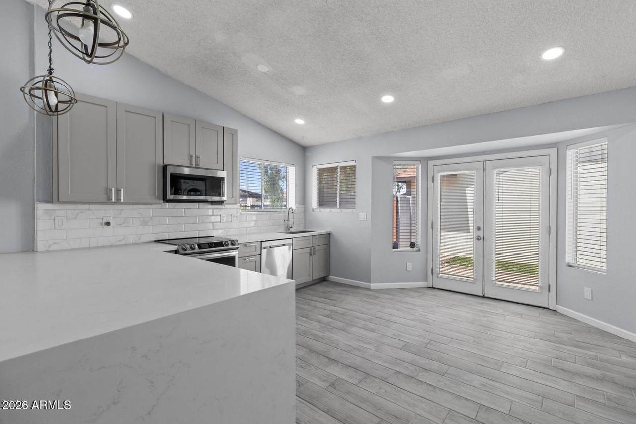 8520 Palm Lane - Photo 1