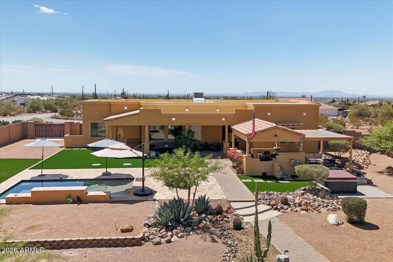 370 Canyon Street - Photo 1