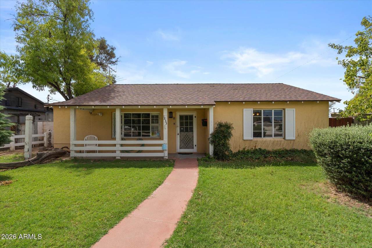 1833 Roma Avenue - Photo 1