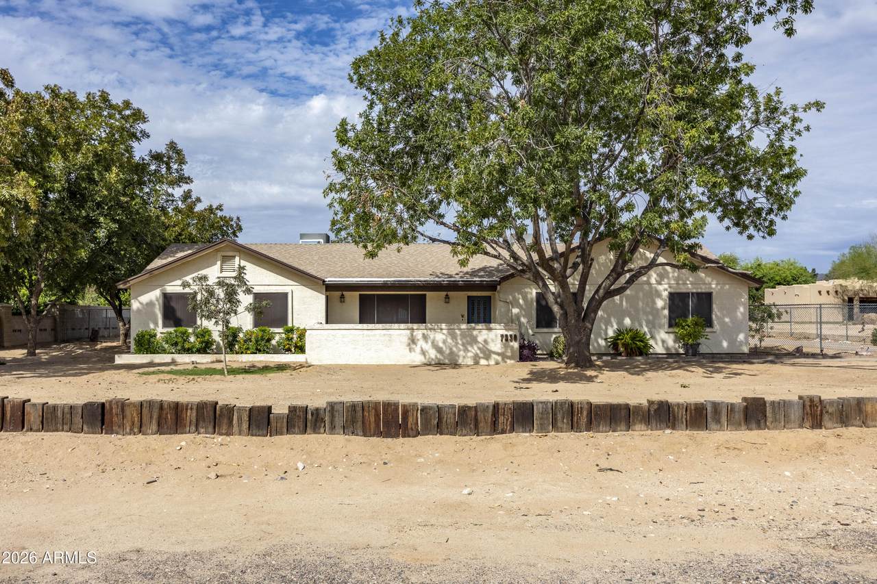7330 175TH Avenue - Photo 1