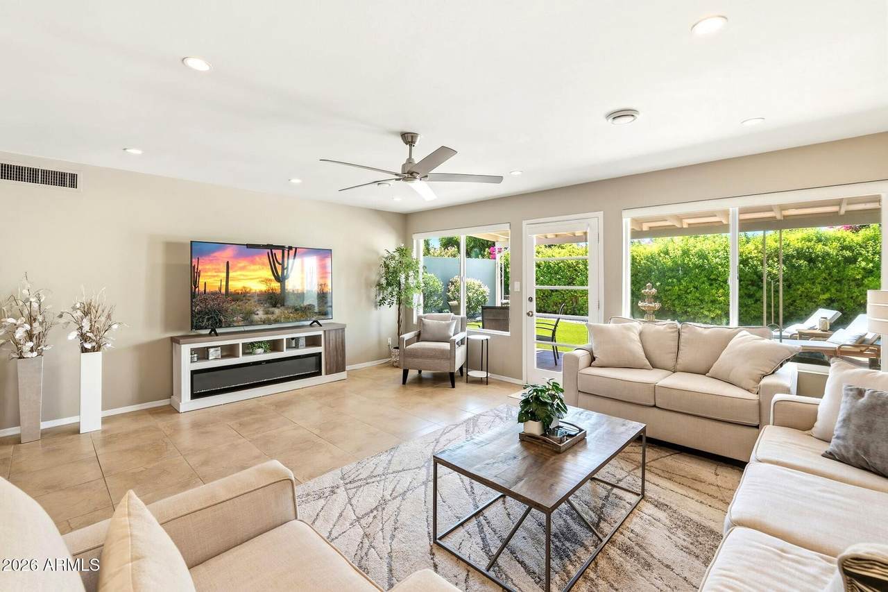4710 78TH Street - Photo 1