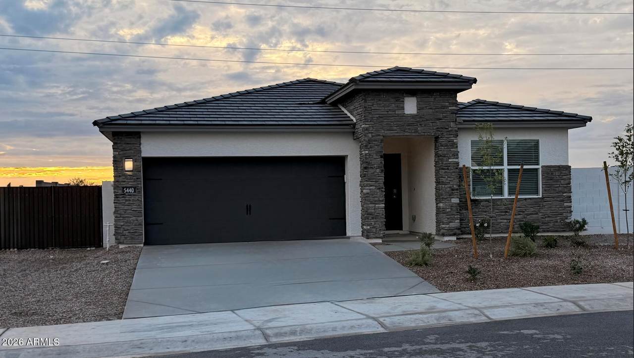 5440 254TH Glen - Photo 1