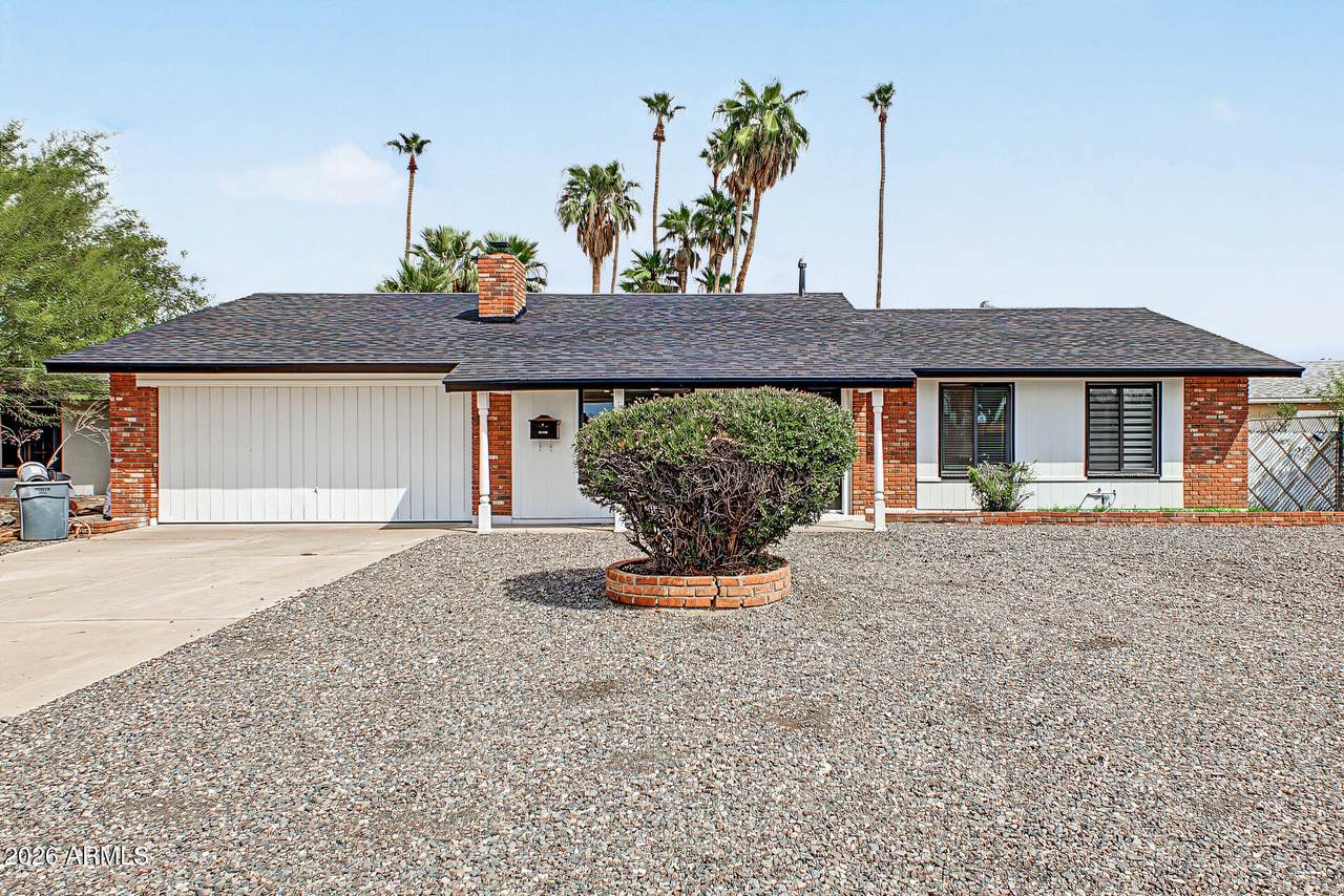 9229 40TH Drive - Photo 1
