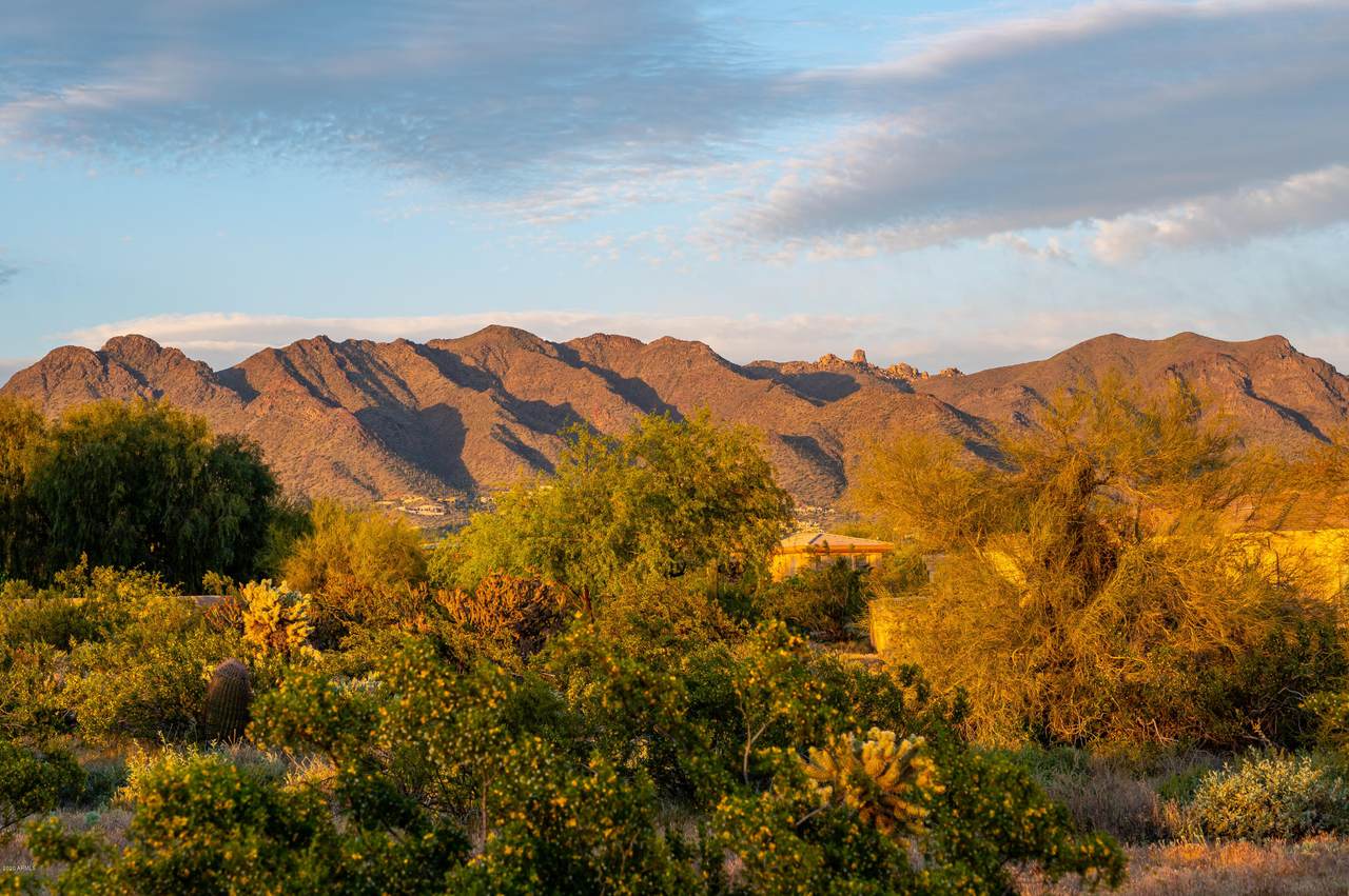 8822 Hualapai Drive - Photo 1