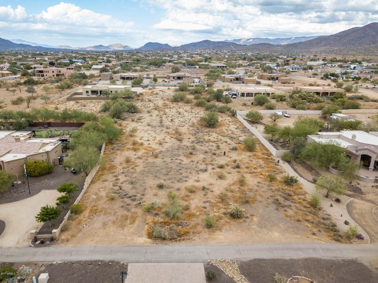 9XX Desert Hills Estate Drive - Photo 1