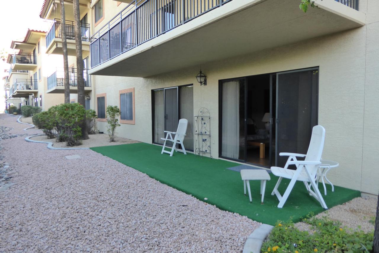 10330 Thunderbird Boulevard - Photo 1