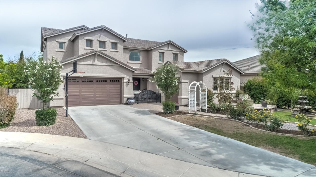 22737 Sunset Drive - Photo 1