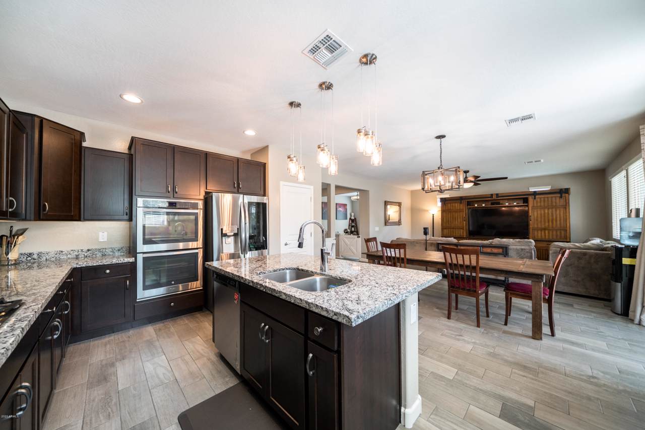 7724 36TH Way - Photo 1