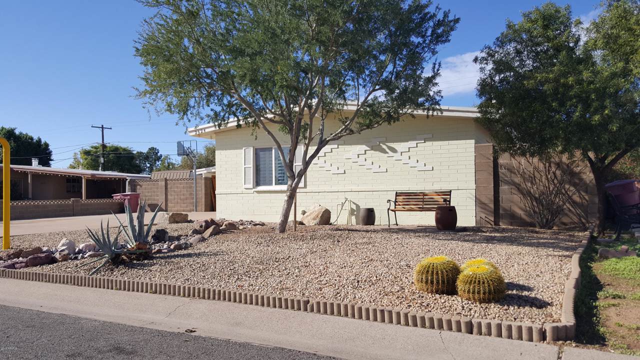 2624 68TH Place - Photo 1
