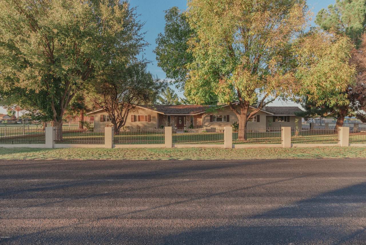 664 Morgan Drive - Photo 1