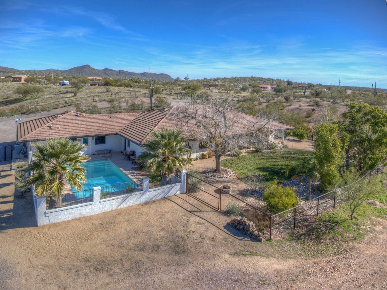 42318 Castle Hot Springs Road - Photo 1
