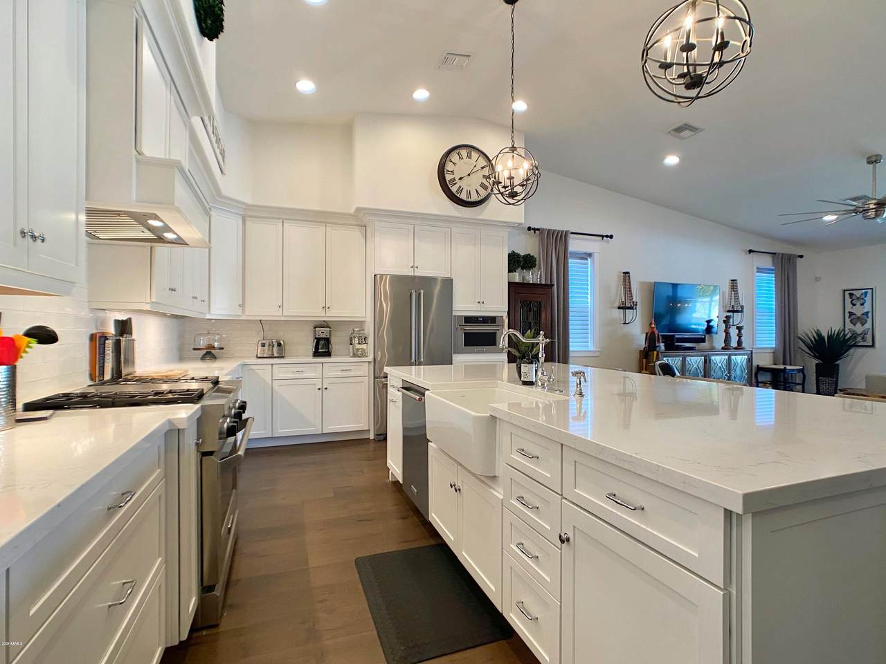 650 Colter Street - Photo 1