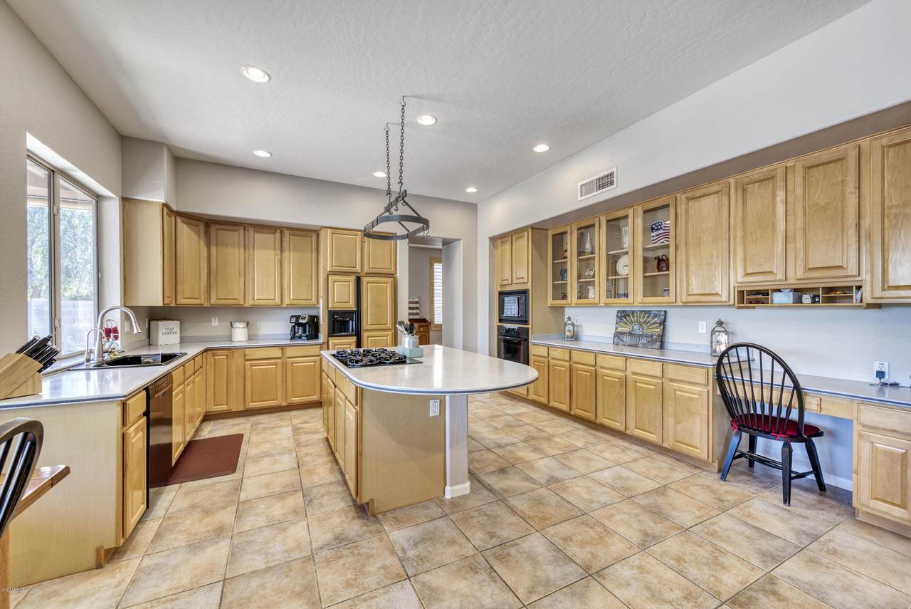 22045 55 Th Street - Photo 1