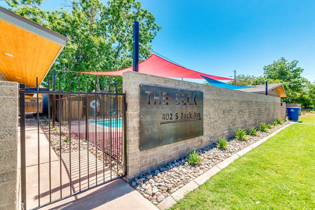 402 Beck Avenue - Photo 1
