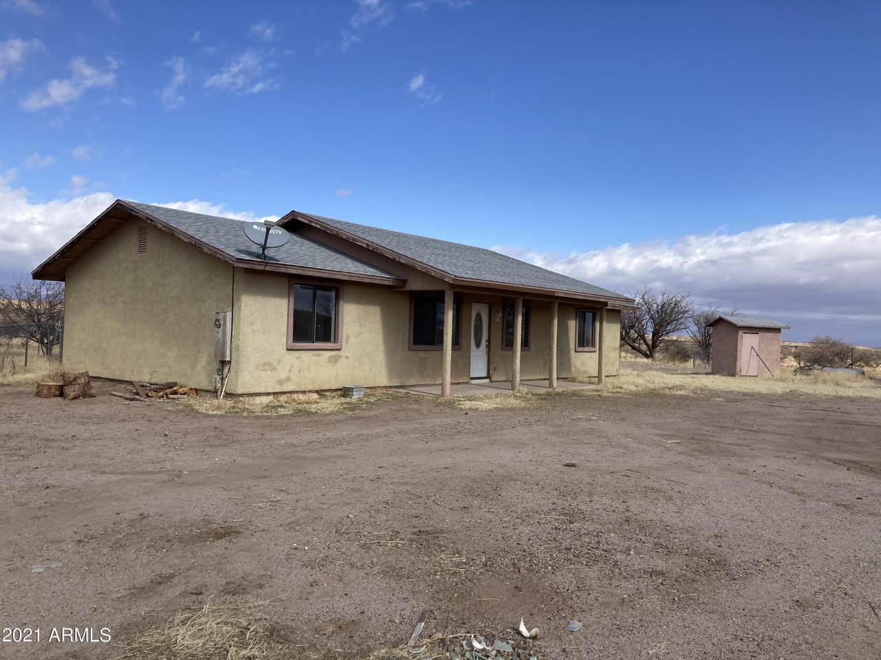 413 Mustang Road - Photo 1
