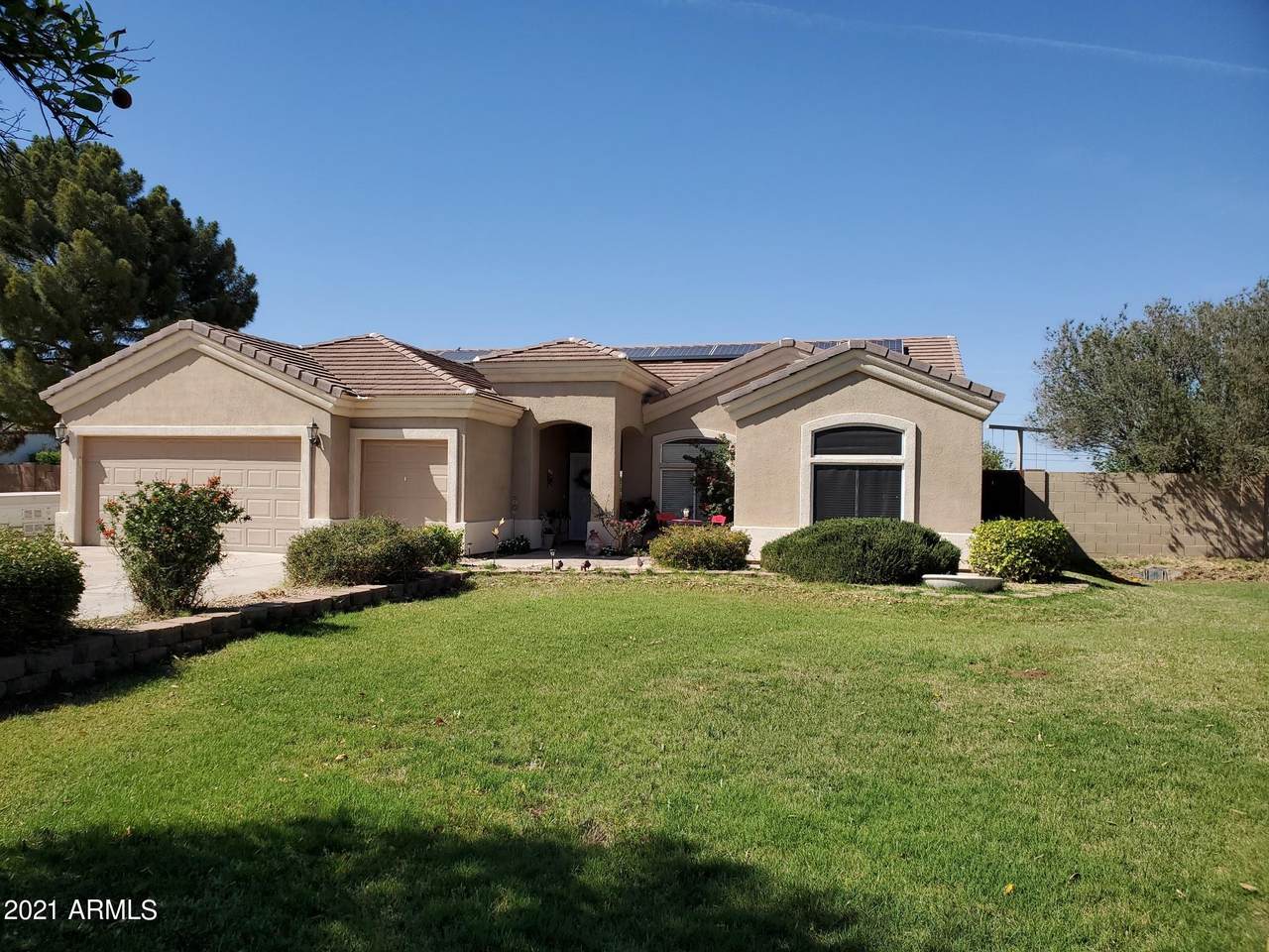 17424 Chestnut Drive - Photo 1