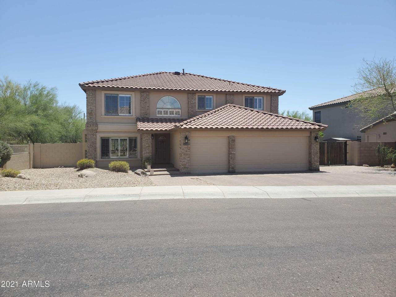 4611 Oberlin Way - Photo 1