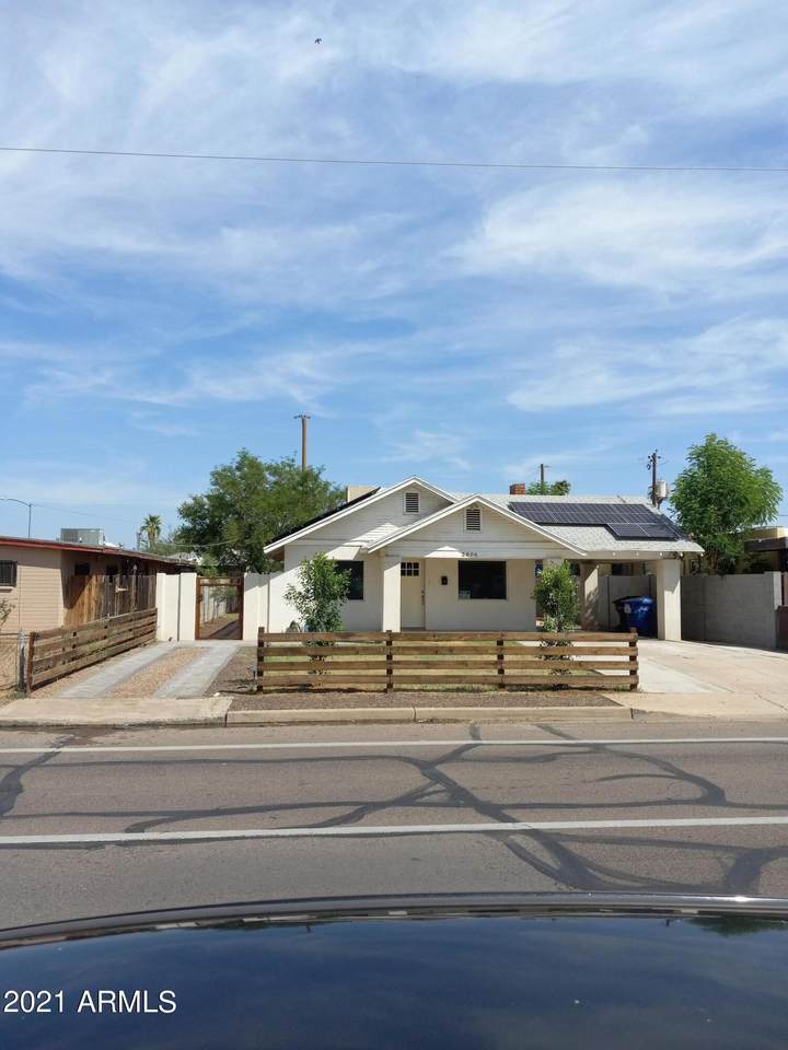 2606 Roosevelt Street - Photo 1