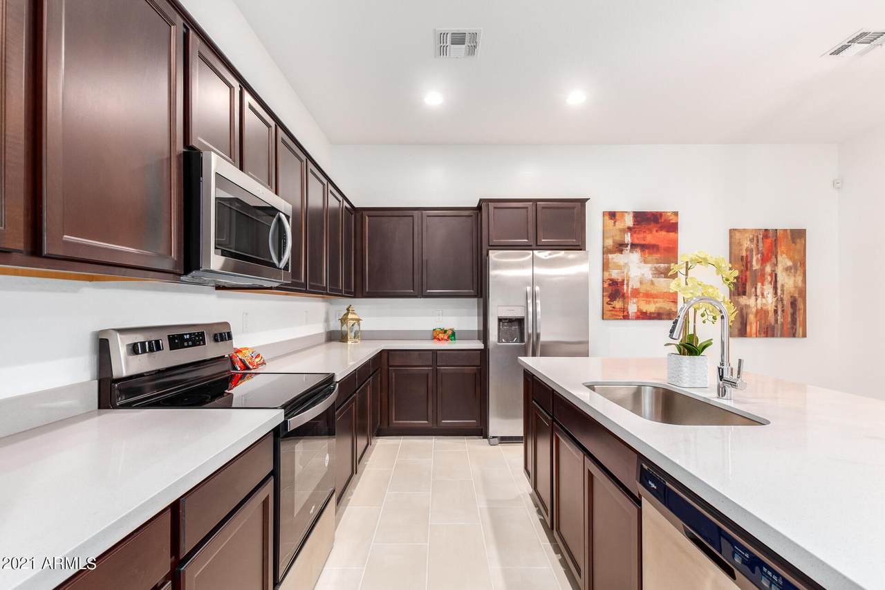 901 Smith Road - Photo 1