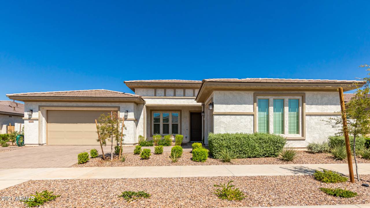 10536 Thatcher Avenue - Photo 1