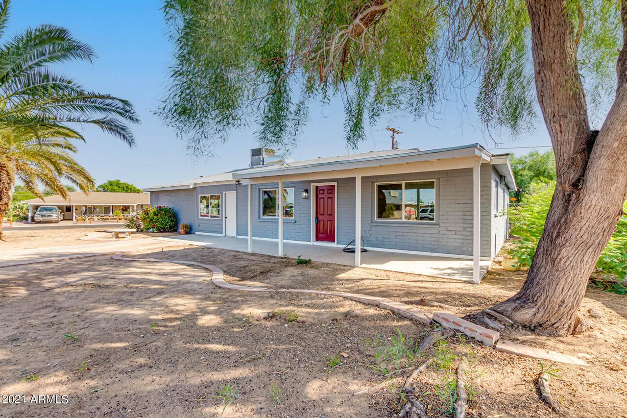 11457 114TH Avenue - Photo 1