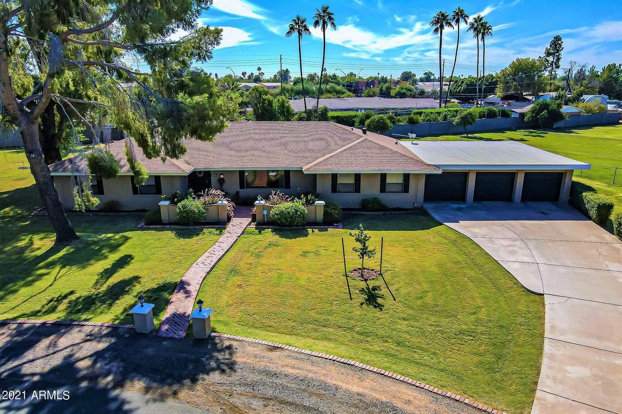 1127 Lyn Rae Square - Photo 1