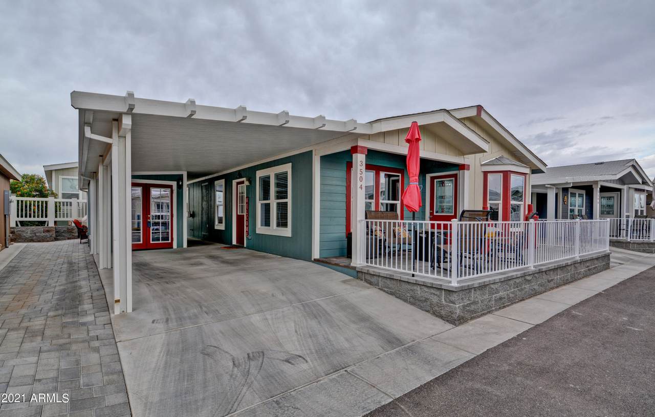 650 Hawes Road - Photo 1