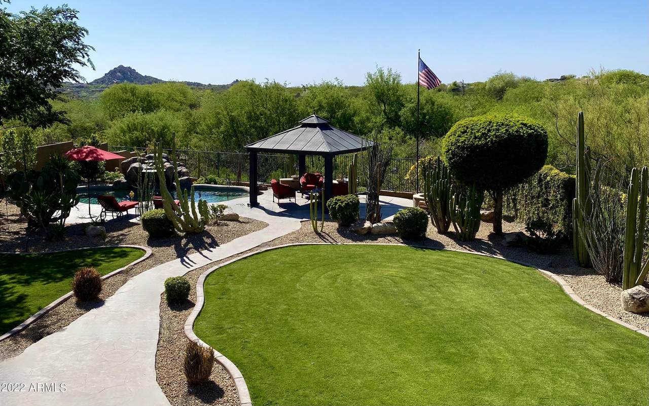 11474 Running Deer Trail - Photo 1