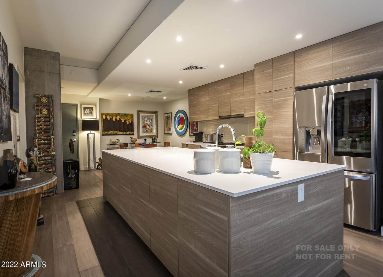 2300 Campbell Avenue - Photo 1