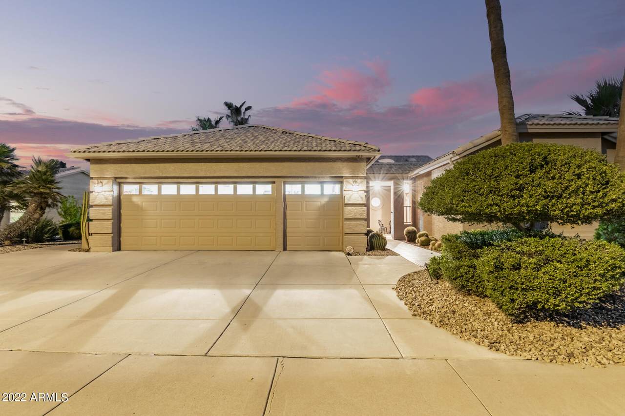 423 Teakwood Drive - Photo 1