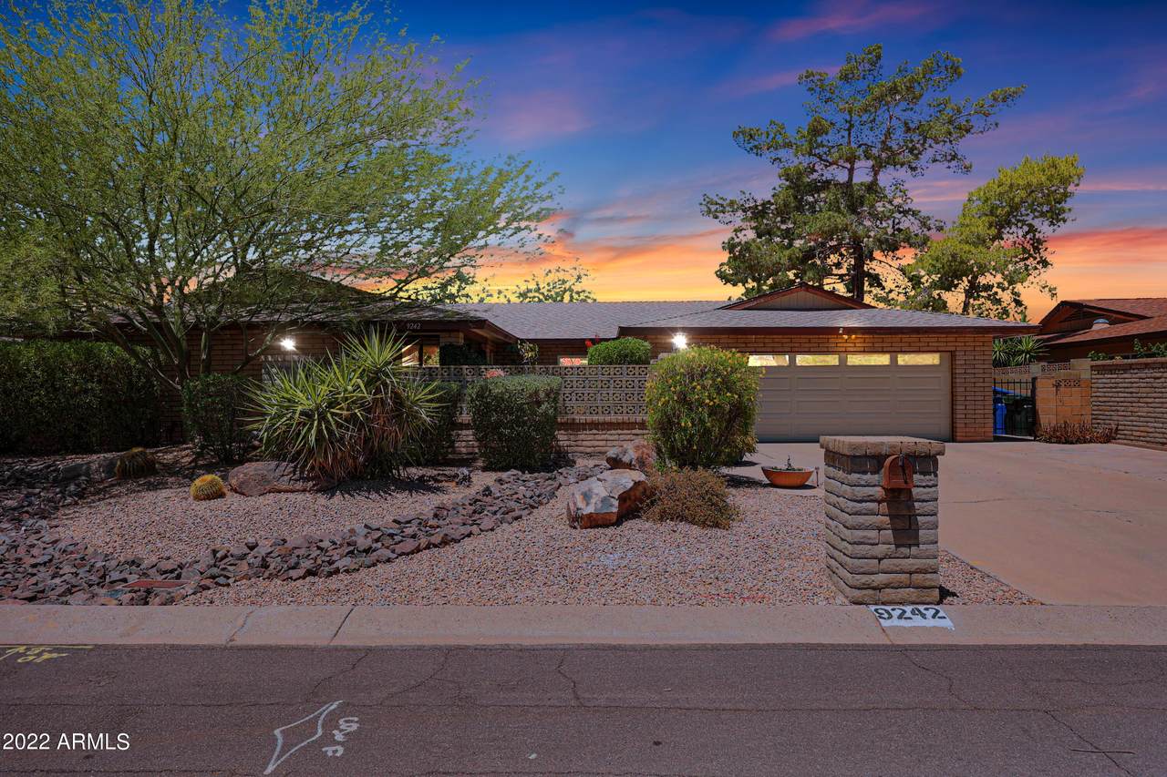 9242 28TH Street - Photo 1