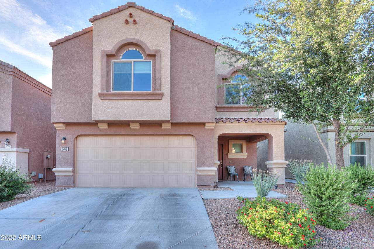 6078 Oasis Boulevard - Photo 1