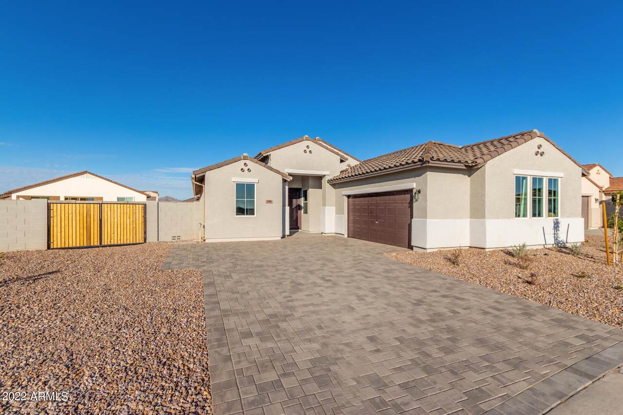 1190 Meadowridge Drive - Photo 1