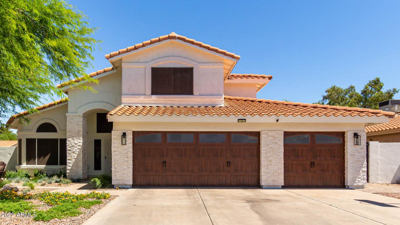 6172 Nisbet Road - Photo 1