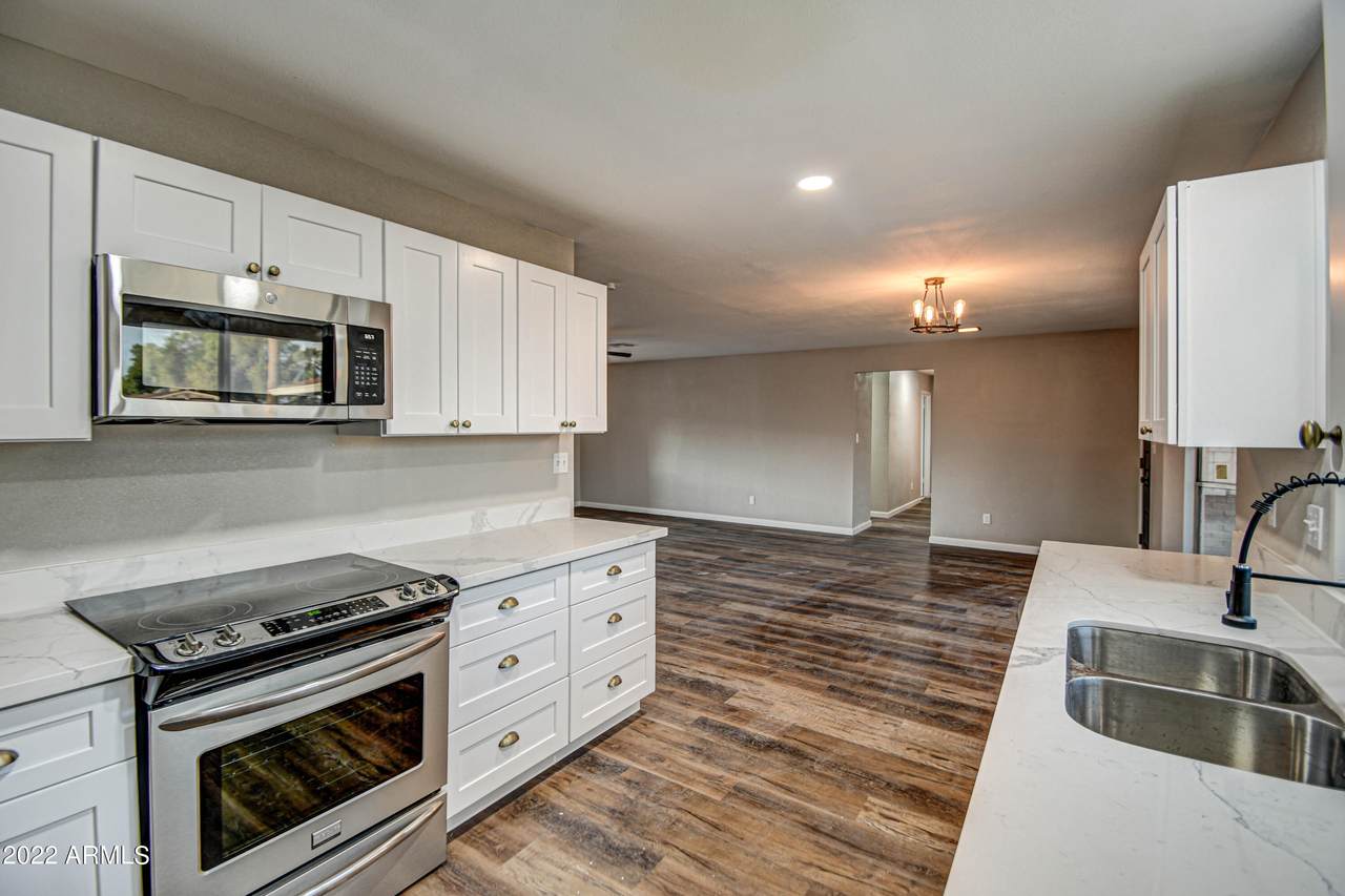 3124 Hayward Avenue - Photo 1