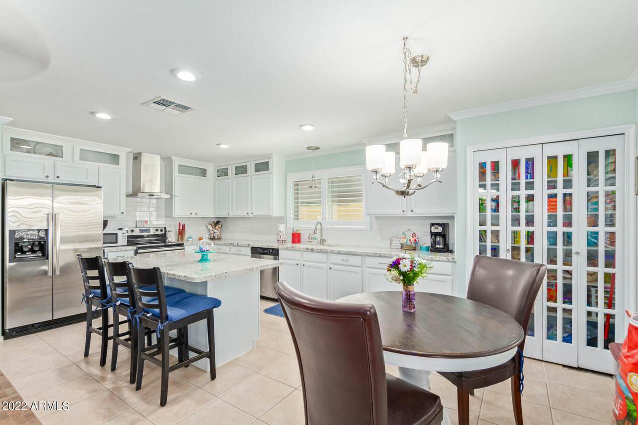 41636 Warren Lane - Photo 1