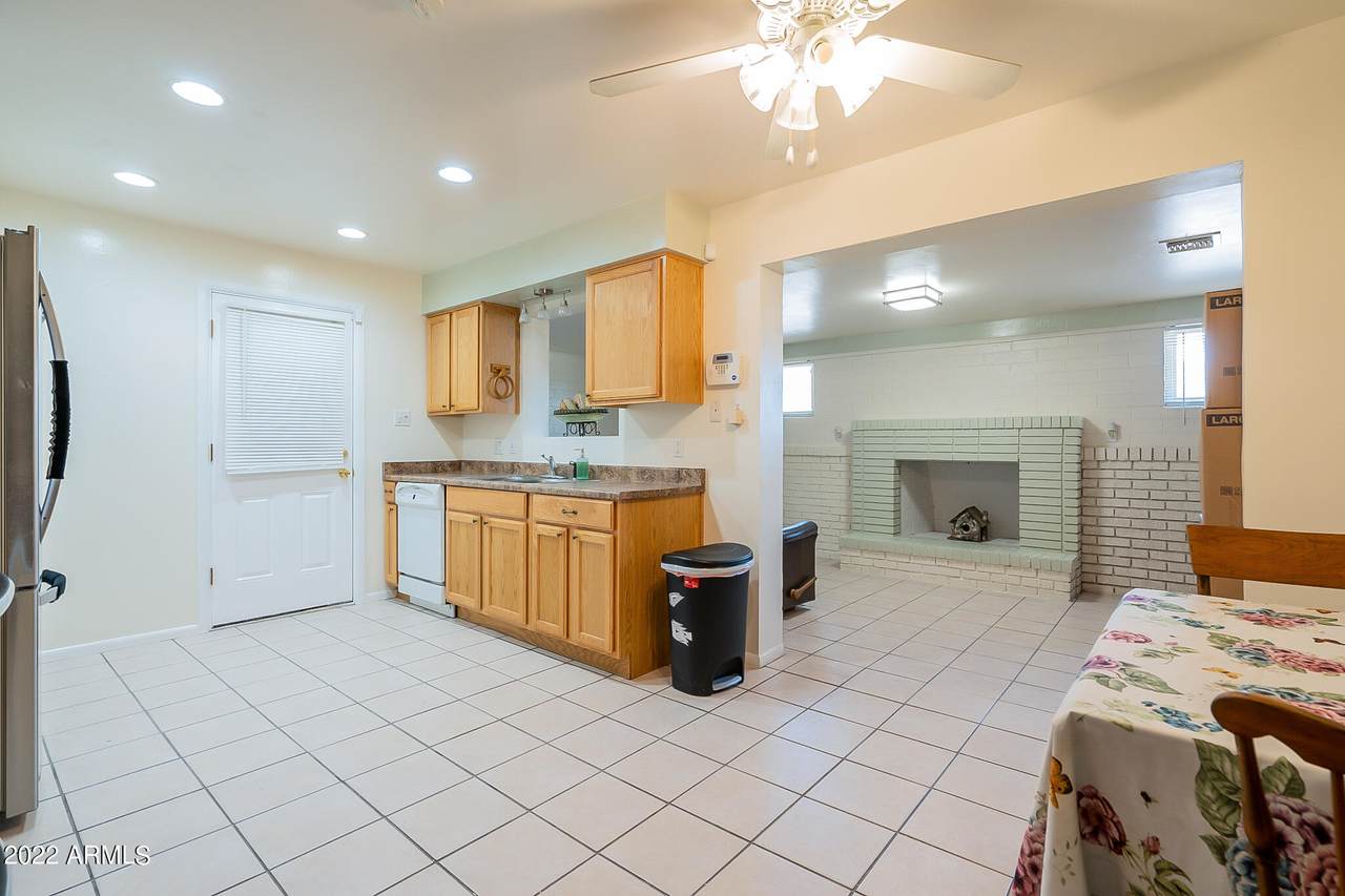 139 11th Drive - Photo 1