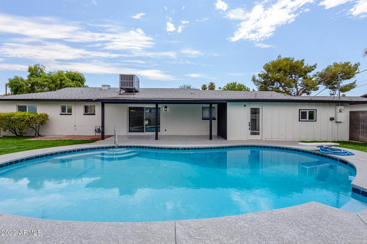 6710 16TH Drive - Photo 1