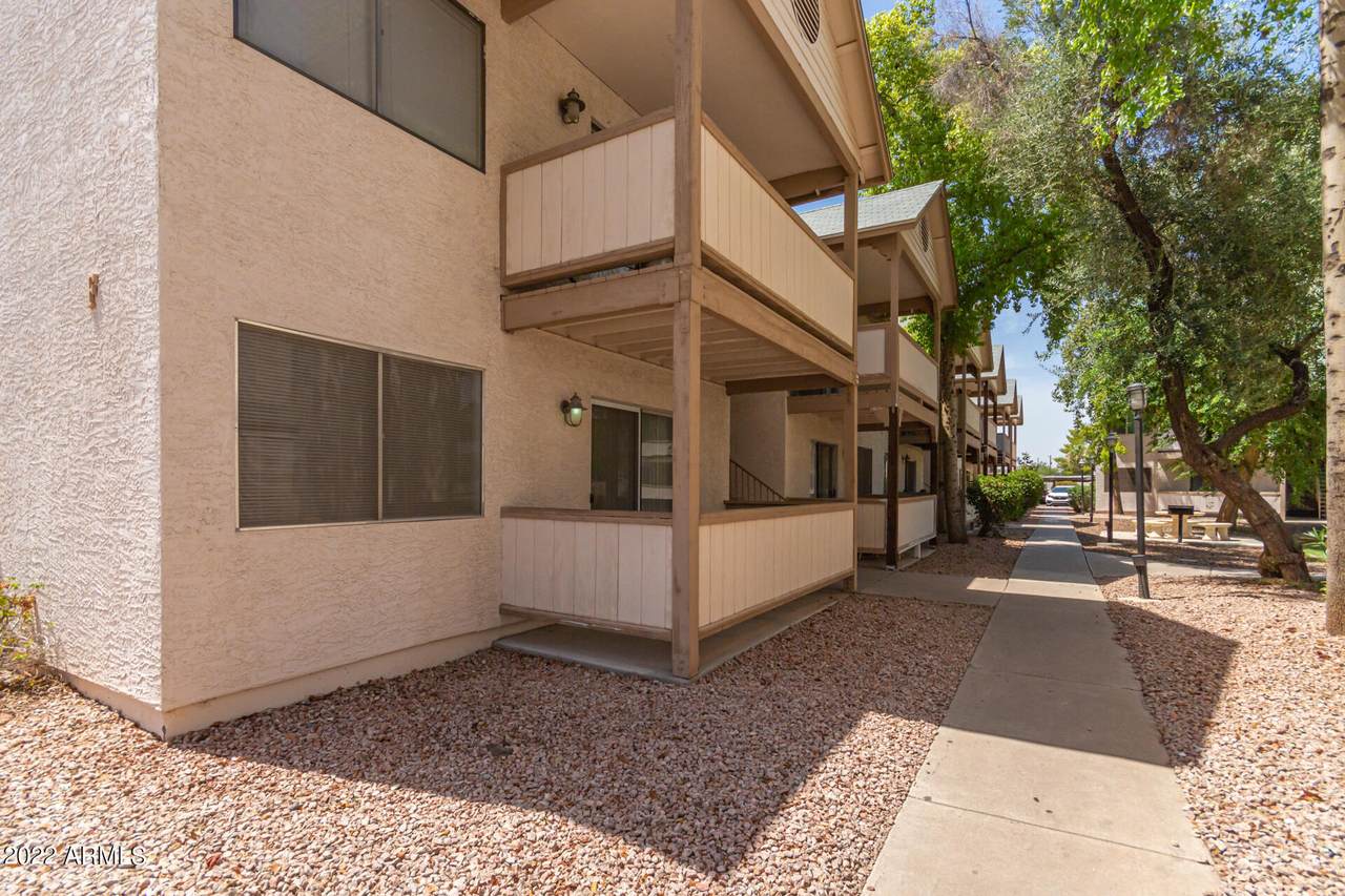 616 Hardy Drive - Photo 1