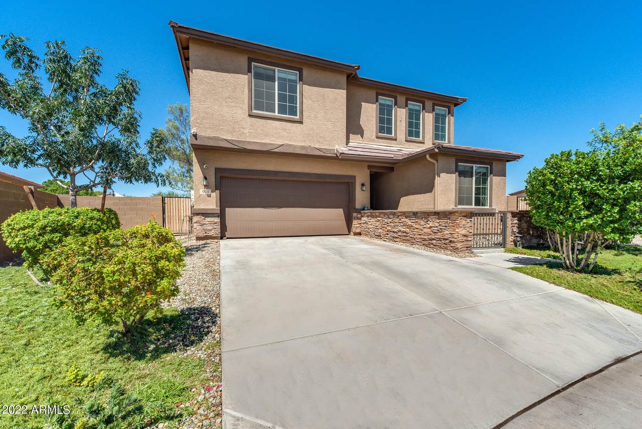 904 176TH Avenue - Photo 1