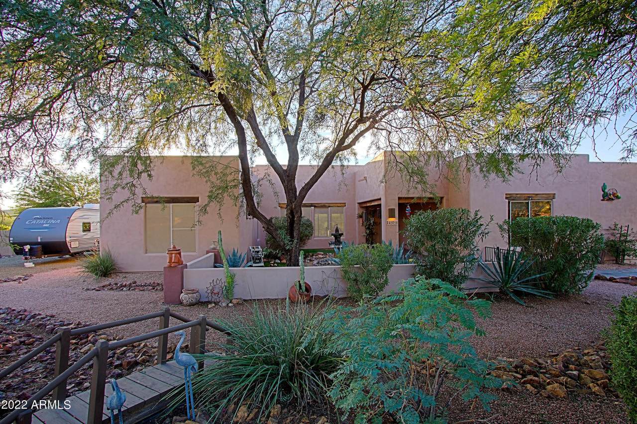 45018 20TH Street - Photo 1