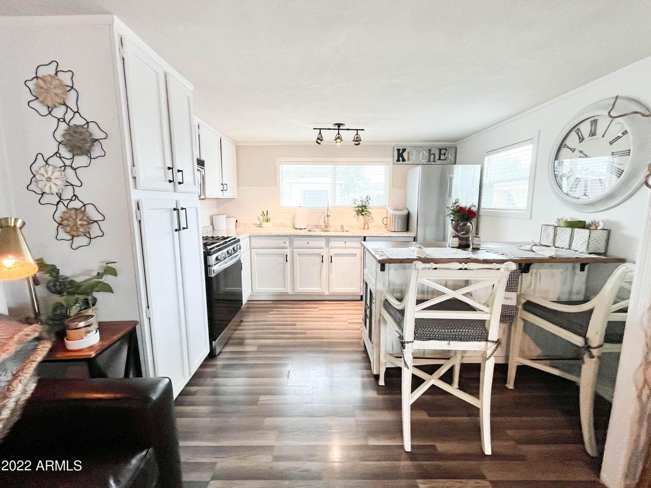 16005 32nd Street - Photo 1