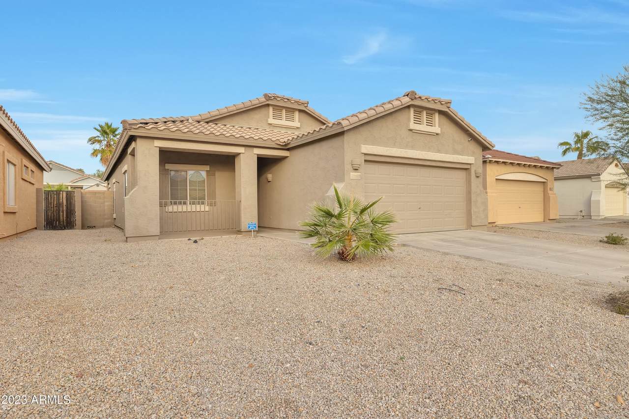 17234 Desert Lane - Photo 1